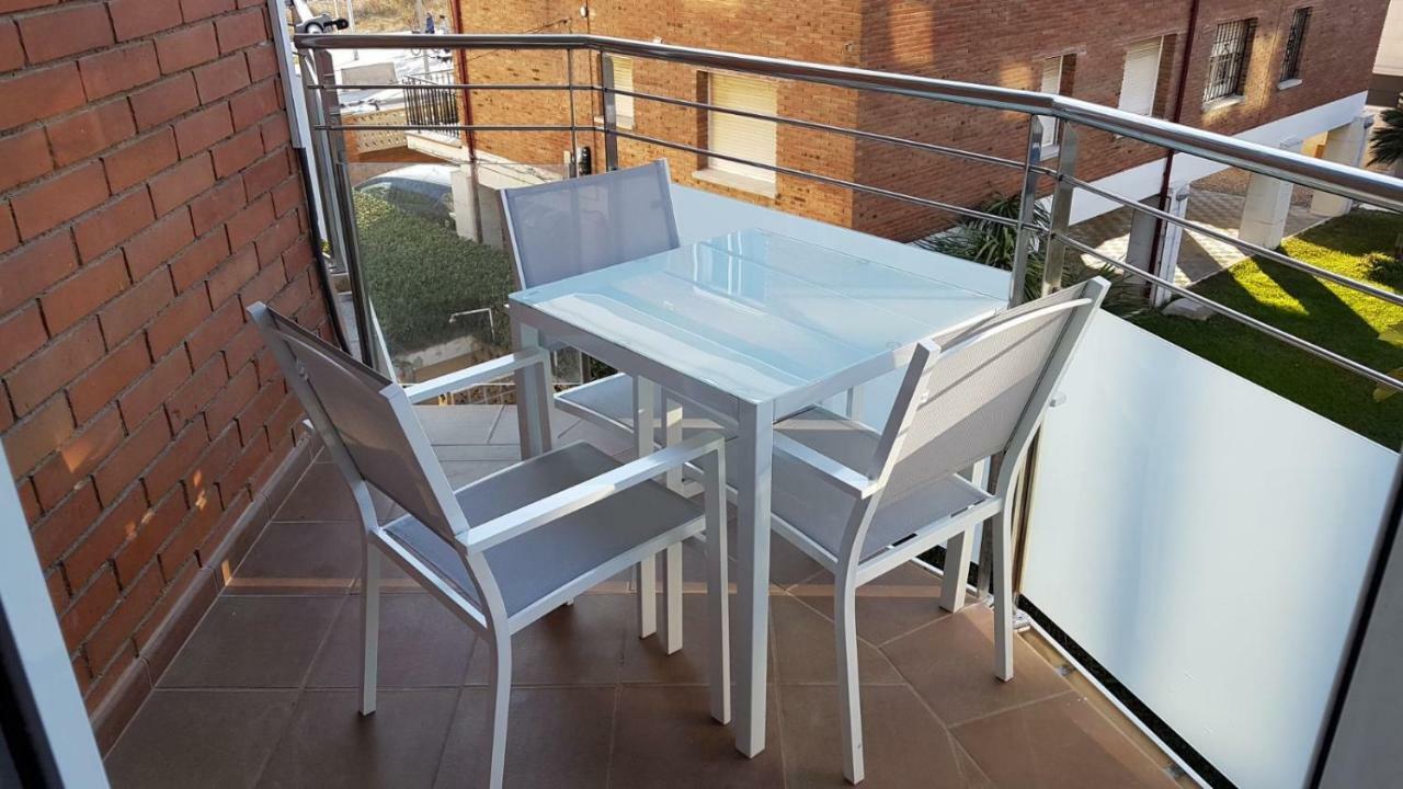 Apartamento Playa Mar Castelldefels Eksteriør billede